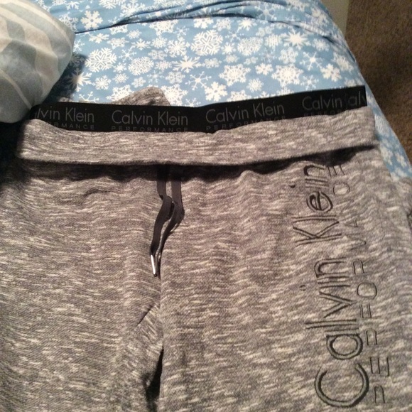 Calvin Klein heathery grey sweatpants - Picture 2 of 3